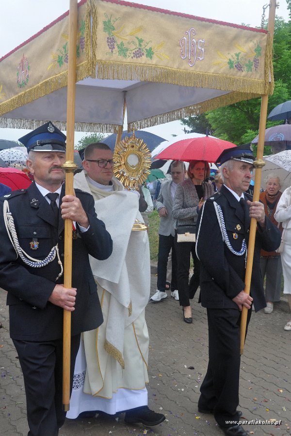 115 Procesja eucharystyczna.jpg
